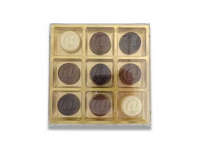 Chocolade Apenstaartjes <br/>9 vaks geschenkdoosje