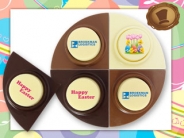 Happy Easter  met Kuikens