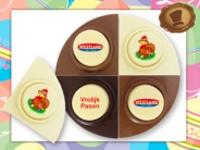 Vrolijk Pasen  met Kip op nest